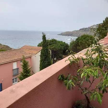 T2 With Sea View And Swimmimg Pool. Apartment