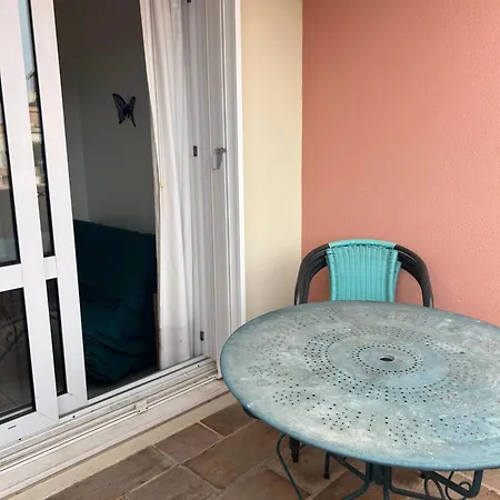 Apartment T2 With Sea View And Swimmimg Pool. Cerbere